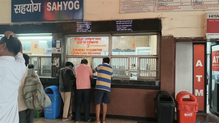 अम्बाला छावनी रेलवे स्टेशन पर यात्री सुविधा में सुधार उन्नयन पूर्वोत्तर पूछताछ एवं व्यवस्था में बदलाव