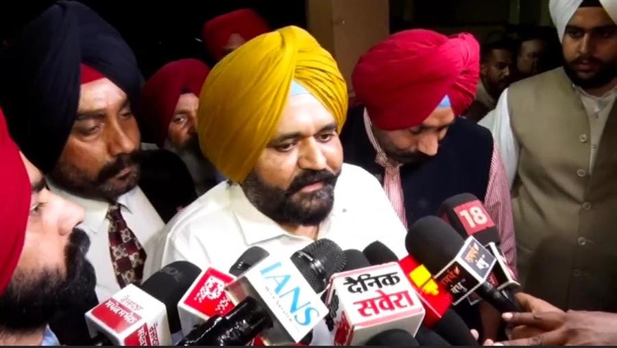 तबादलों के नाम पर पैसे लेने के आरोप : भ्रष्टाचार मामले में सीबीआई के सामने पेश हुए पंजाब सीएम के ओएसडी
