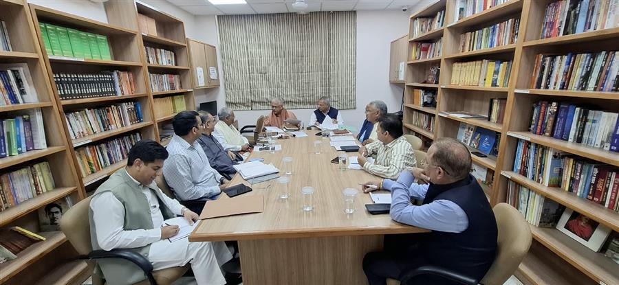 नगर निगम चुनावों के लिए भाजपा ने कसी कमर: राष्ट्रीय संगठन महामंत्री बी.एल. संतोष ने कोर कमेटी की बैठक में दिए जीत के मंत्र