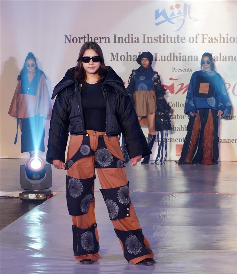 अनुकामा 24 में एनआईआईएफटी  स्टूडेंट्स द्वारा तैयार किए गए क्रिएशंस को पेश किया गया