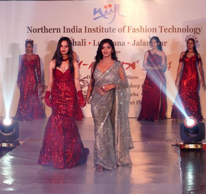 अनुकामा 24 में एनआईआईएफटी  स्टूडेंट्स द्वारा तैयार किए गए क्रिएशंस को पेश किया गया